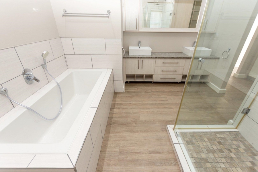 4 Bedroom Property for Sale in Myburgh Park Western Cape